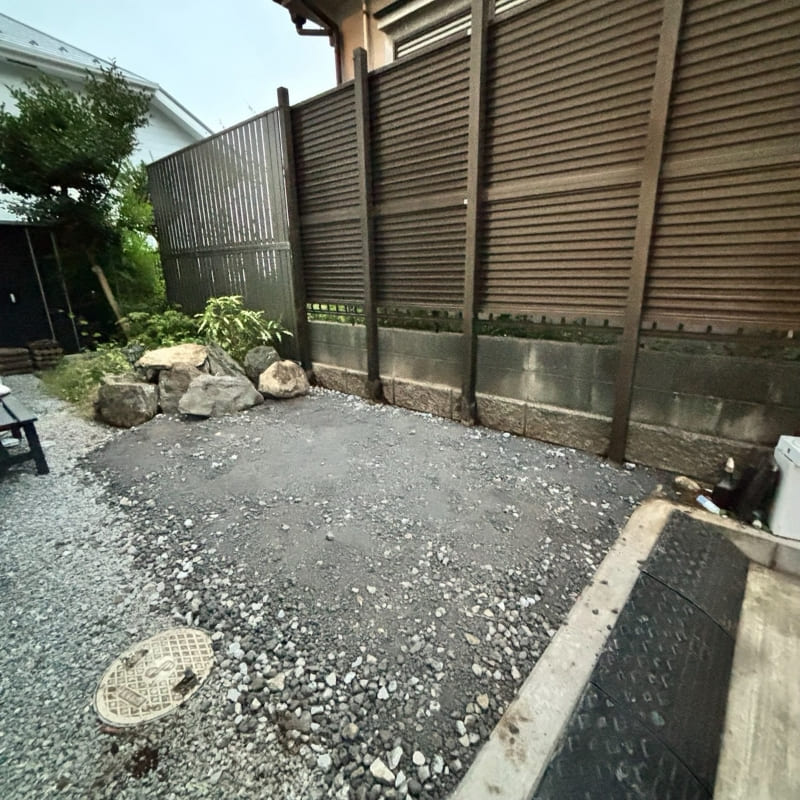 伐採・抜根+砕石敷きのAFTER画像